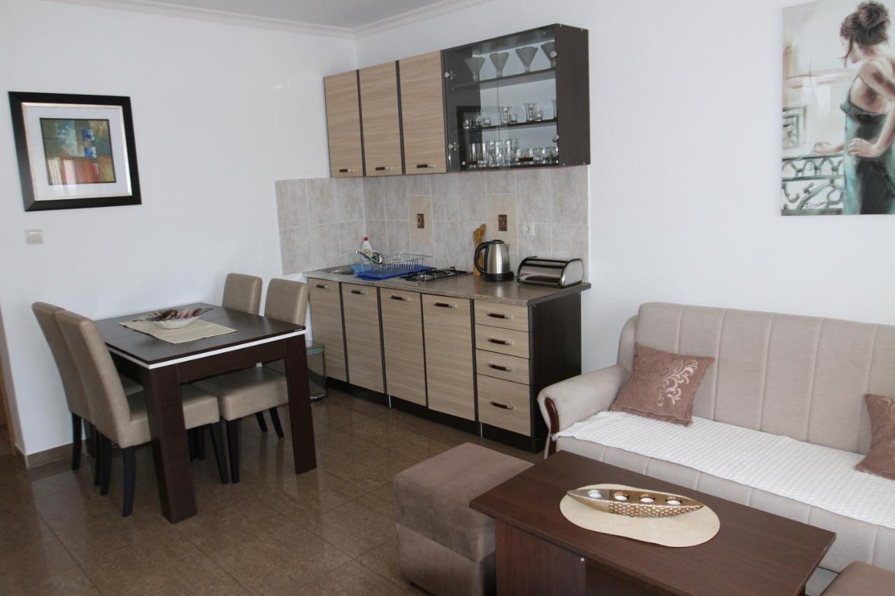 Apartments Muhar Sveti Stefan Exterior foto