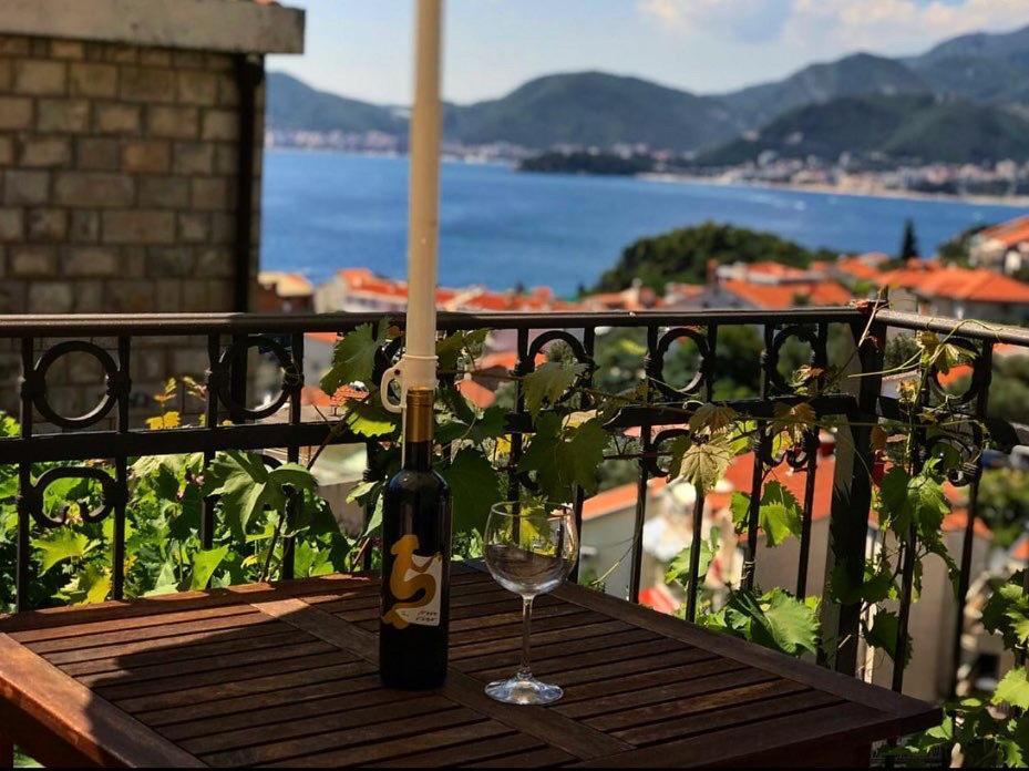 Apartments Muhar Sveti Stefan Exterior foto